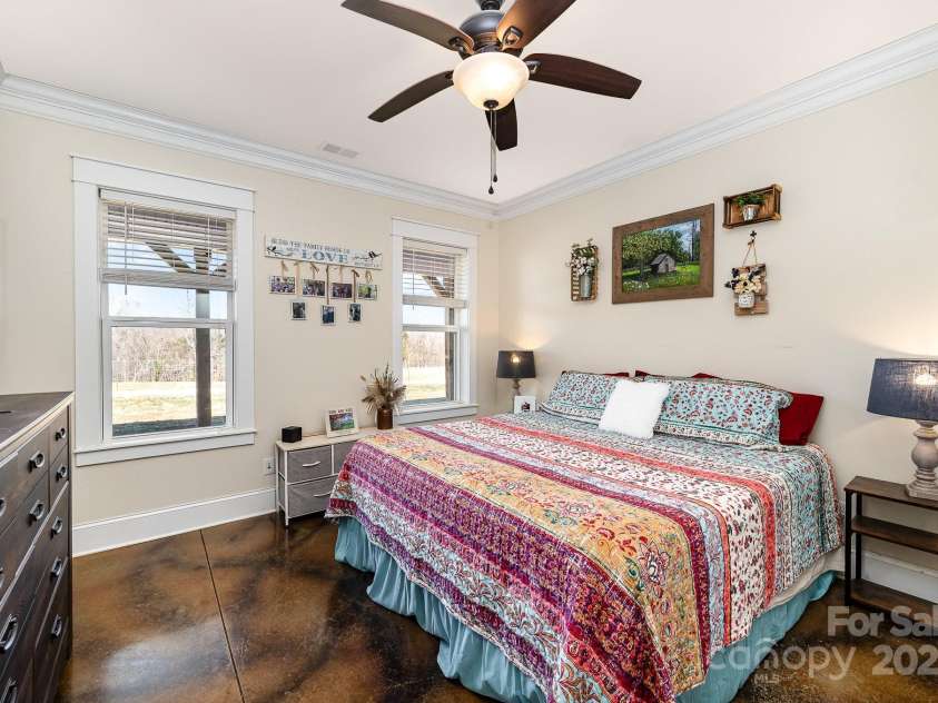 223 Scottish Drive, Mooresville, NC 28115.  MLS# CAR4226876, YatesRealty ID 8387. 