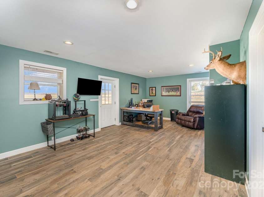 223 Scottish Drive, Mooresville, NC 28115.  MLS# CAR4226876, YatesRealty ID 8387. 
