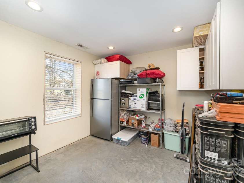 223 Scottish Drive, Mooresville, NC 28115.  MLS# CAR4226876, YatesRealty ID 8387. 