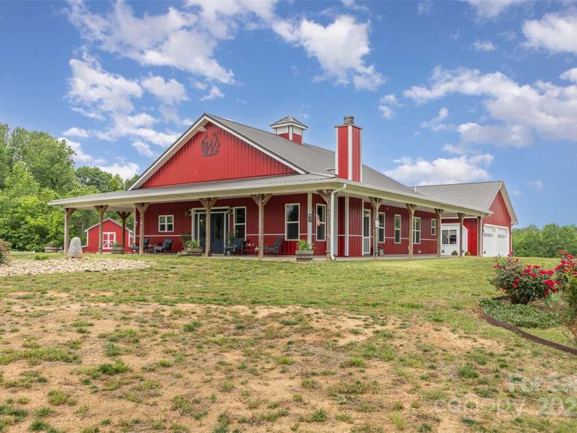 223 Scottish Drive, Mooresville, NC 28115.  MLS# CAR4226876, YatesRealty ID 8387. 