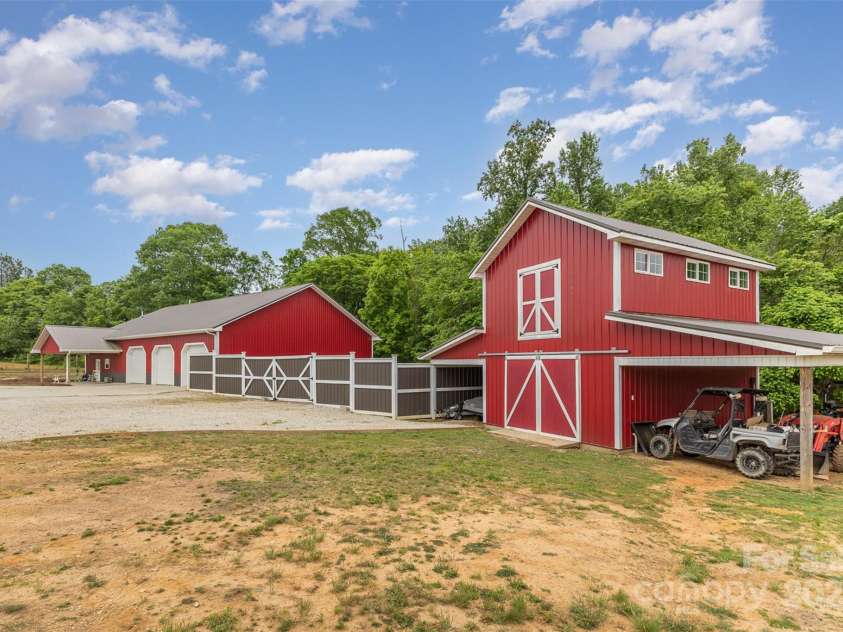 223 Scottish Drive, Mooresville, NC 28115.  MLS# CAR4226876, YatesRealty ID 8387. 