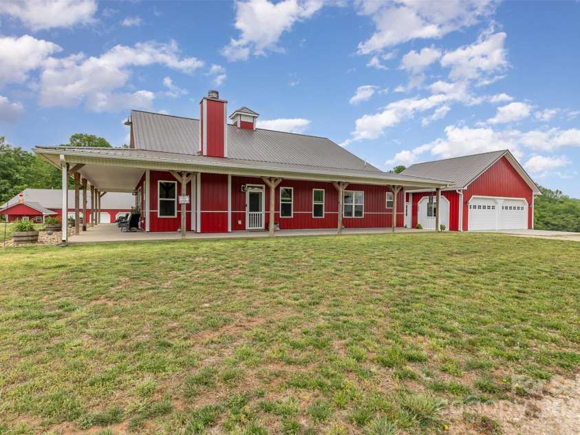 223 Scottish Drive, Mooresville, NC 28115.  MLS# CAR4226876, YatesRealty ID 8387. 