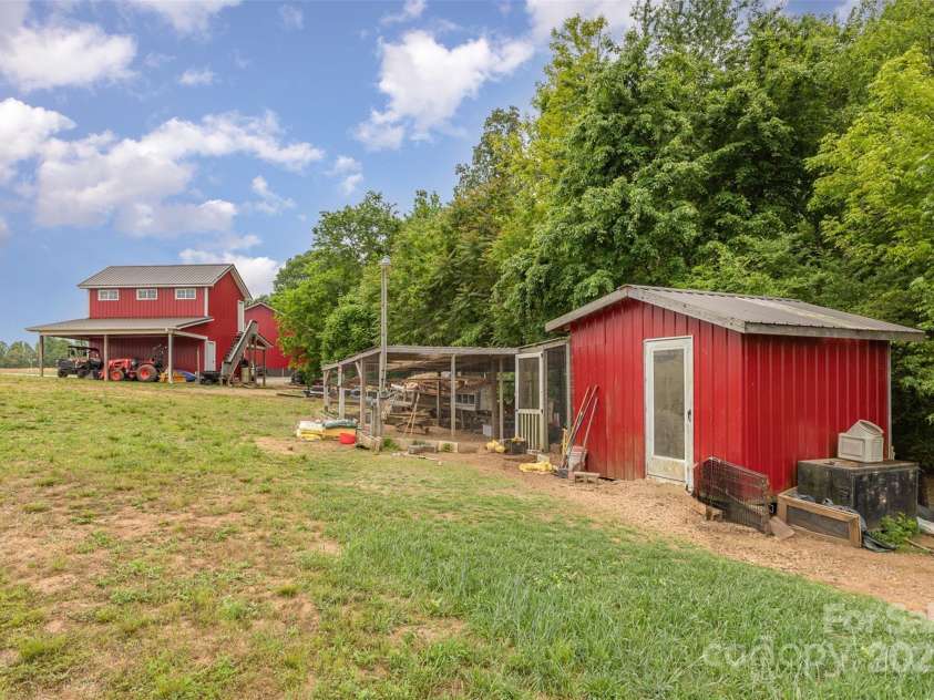 223 Scottish Drive, Mooresville, NC 28115.  MLS# CAR4226876, YatesRealty ID 8387. 