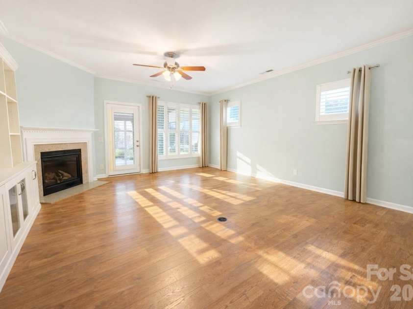 353 Harvest Valley Lane, Fort Mill, SC 29715.  MLS# CAR4364954, YatesRealty ID 8387. 