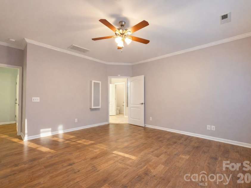 353 Harvest Valley Lane, Fort Mill, SC 29715.  MLS# CAR4364954, YatesRealty ID 8387. 