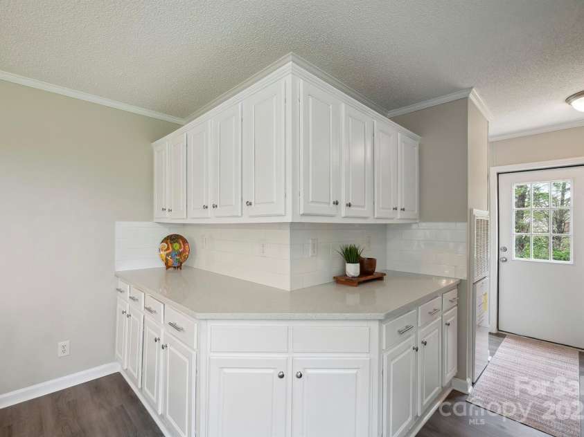 125 Rocky Point, Cleveland, NC 27013.  MLS# CAR4249546, YatesRealty ID 8388. 