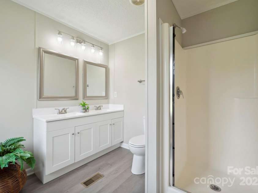 125 Rocky Point, Cleveland, NC 27013.  MLS# CAR4249546, YatesRealty ID 8388. 