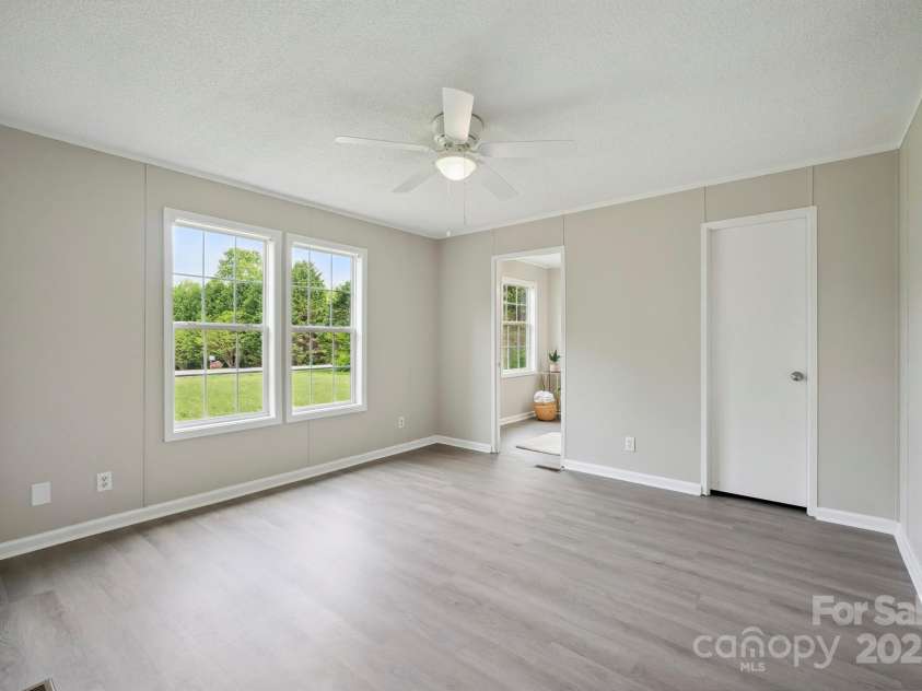 125 Rocky Point, Cleveland, NC 27013.  MLS# CAR4249546, YatesRealty ID 8388. 