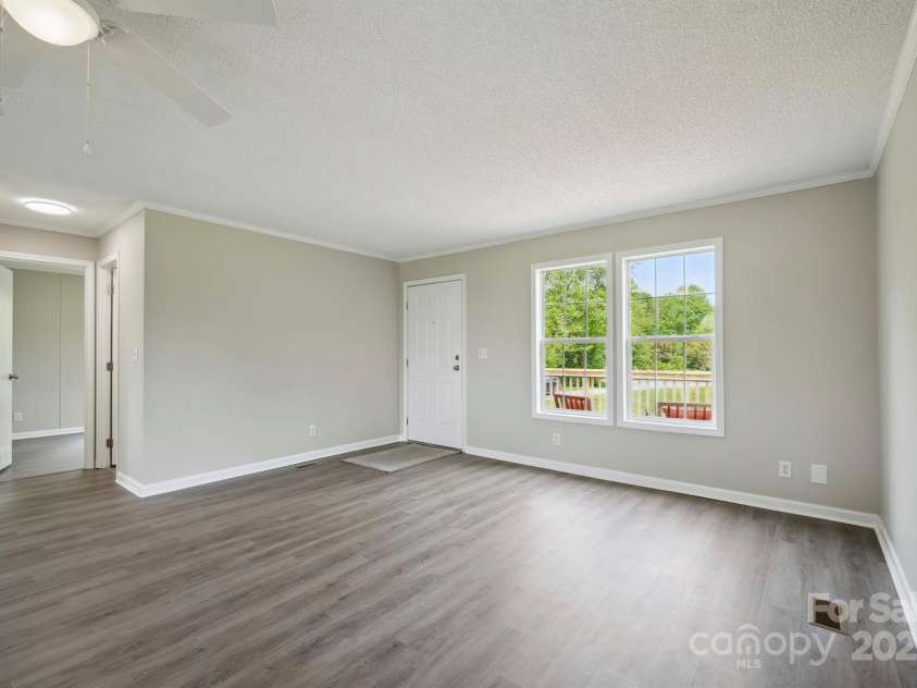 125 Rocky Point, Cleveland, NC 27013.  MLS# CAR4249546, YatesRealty ID 8388. 