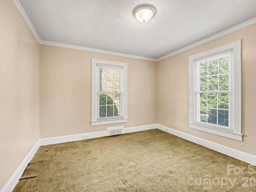 614 Ridge Avenue, Landis, NC 28088.  MLS# CAR4361895, YatesRealty ID 8388. 