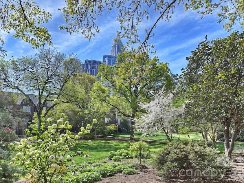 401 Church Street, Charlotte, NC 28202.  MLS# CAR4379020, YatesRealty ID 8389. One block to 4th Ward Park.