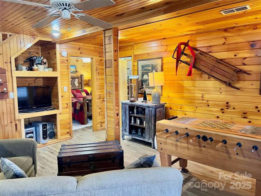 305 Laurel Mountain Estates Drive, Todd, NC 28684.  MLS# CAR4222545, YatesRealty ID 839. Another view of the gaming area