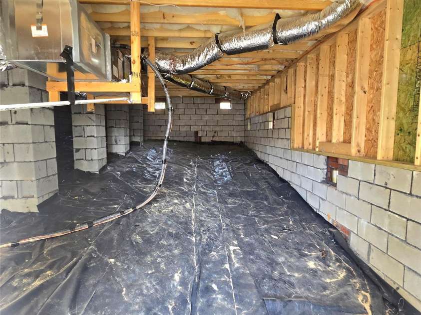 200 Kayla Drive, Granite Quarry, NC 28146.  MLS# CAR4332470, YatesRealty ID 8391. Crawl Space!