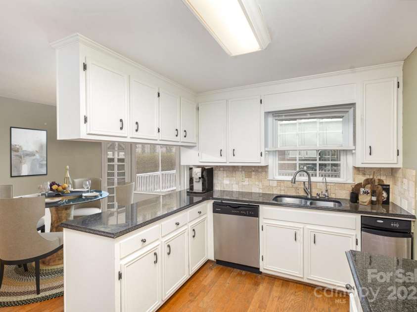 330 Regency Road, Salisbury, NC 28147.  MLS# CAR4215673, YatesRealty ID 8391. 