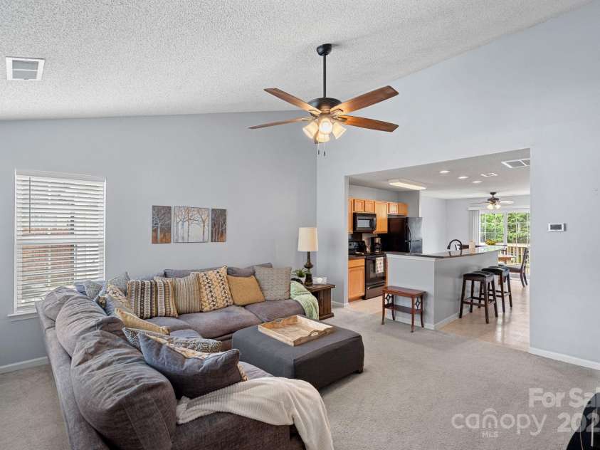 105 Sterling Terrace, Mooresville, NC 28115.  MLS# CAR4245974, YatesRealty ID 8393. 