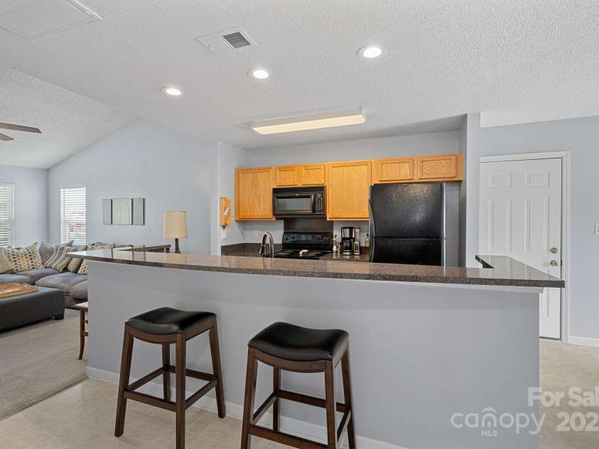 105 Sterling Terrace, Mooresville, NC 28115.  MLS# CAR4245974, YatesRealty ID 8393. 
