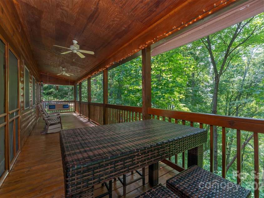 386 Wild Turkey Run, Black Mountain, NC 28711.  MLS# CAR4177382, YatesRealty ID 8394. 