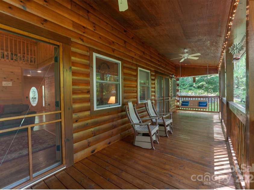 386 Wild Turkey Run, Black Mountain, NC 28711.  MLS# CAR4177382, YatesRealty ID 8394. 