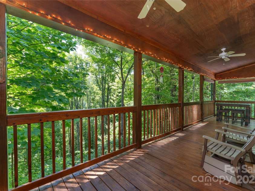 386 Wild Turkey Run, Black Mountain, NC 28711.  MLS# CAR4177382, YatesRealty ID 8394. 