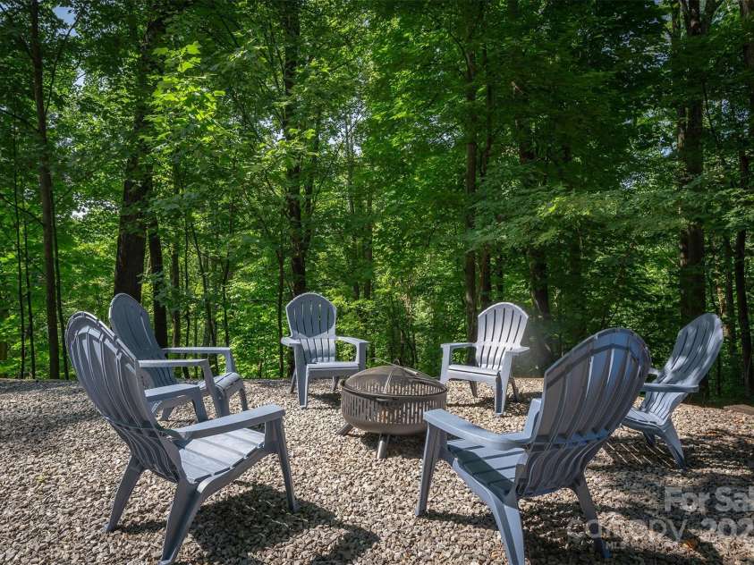 386 Wild Turkey Run, Black Mountain, NC 28711.  MLS# CAR4177382, YatesRealty ID 8394. 