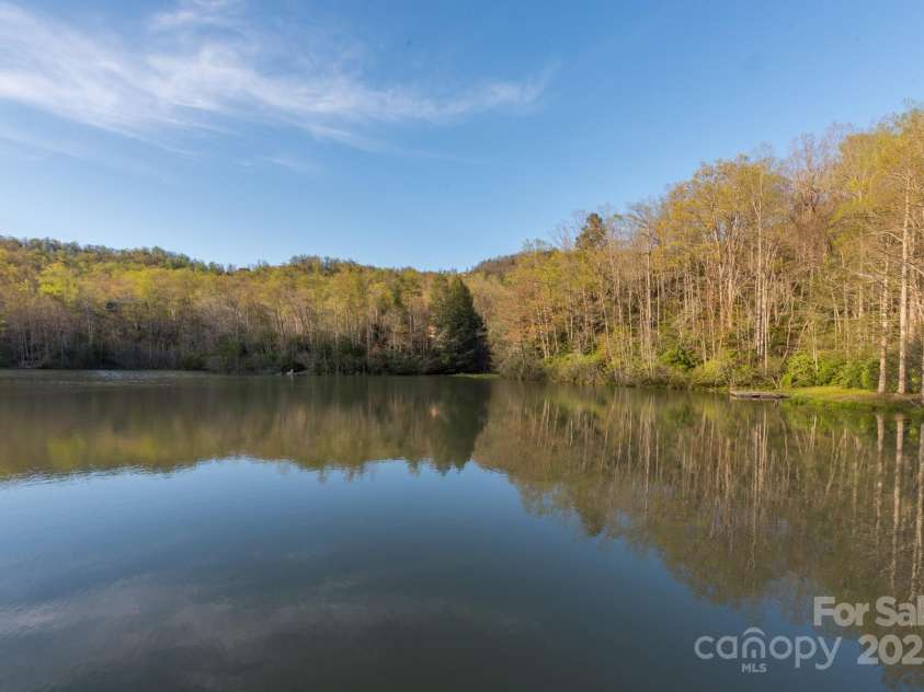 386 Wild Turkey Run, Black Mountain, NC 28711.  MLS# CAR4177382, YatesRealty ID 8394. 