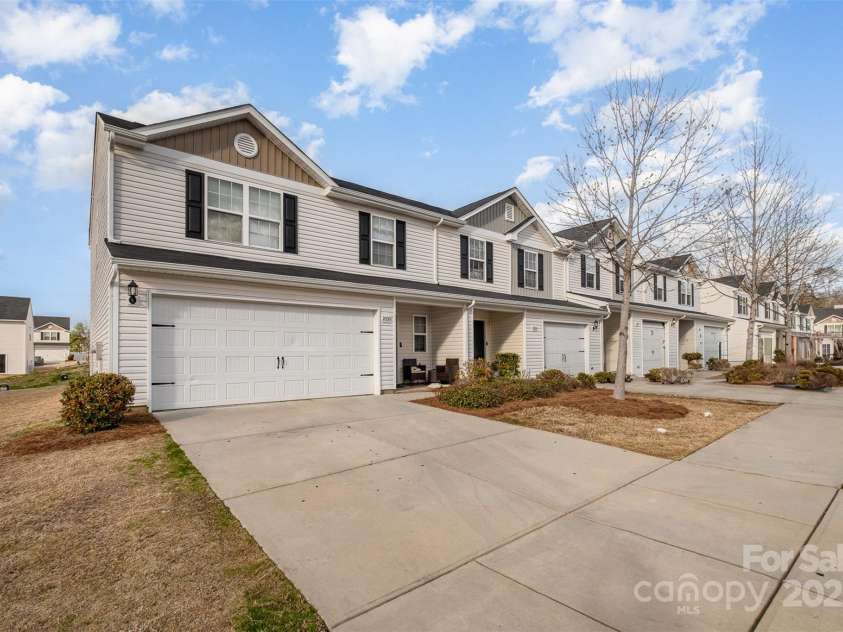 2026 Talbert Court, Charlotte, NC 28214.  MLS# CAR4229183, YatesRealty ID 8395. 