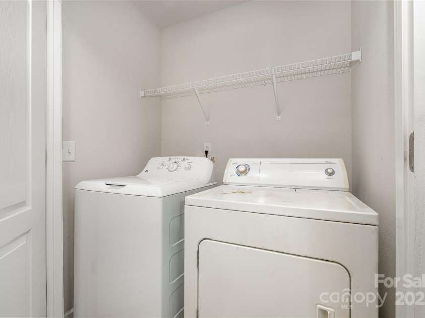 2026 Talbert Court, Charlotte, NC 28214.  MLS# CAR4229183, YatesRealty ID 8395. 