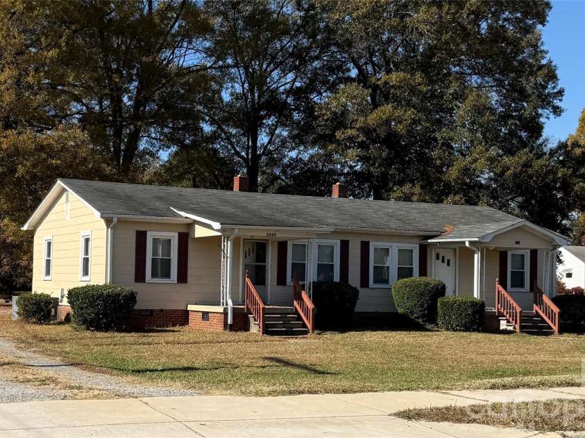 2040 Kannapolis Highway, Kannapolis, NC 28031.  MLS# CAR4363197, YatesRealty ID 8396. 