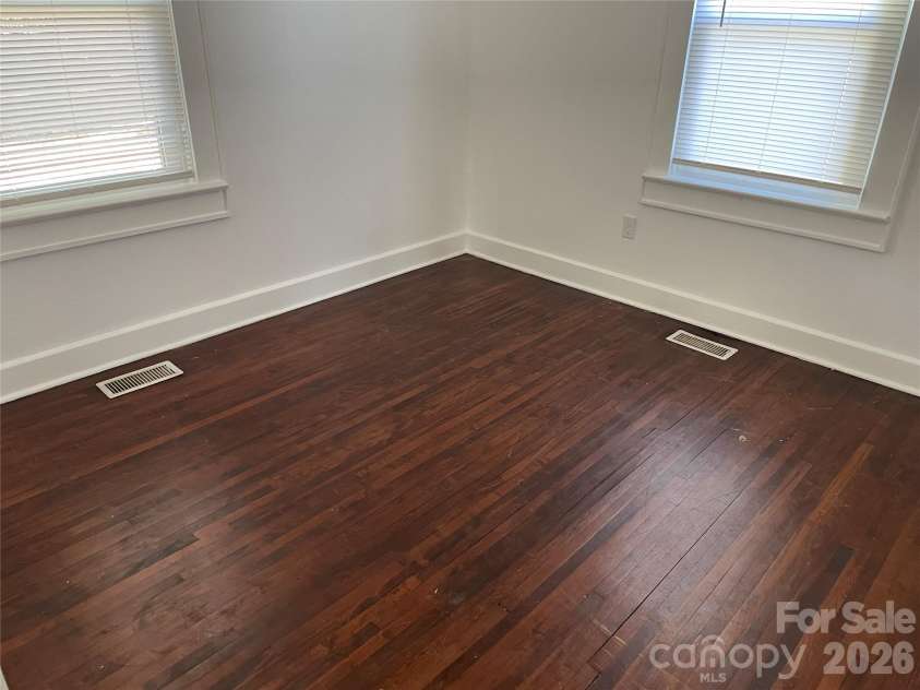 2040 Kannapolis Highway, Kannapolis, NC 28031.  MLS# CAR4363197, YatesRealty ID 8396. 