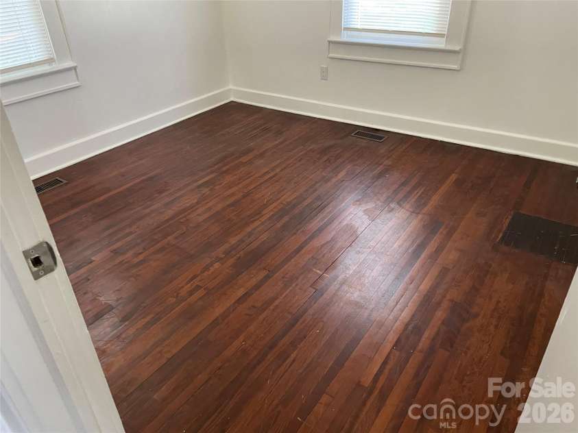 2040 Kannapolis Highway, Kannapolis, NC 28031.  MLS# CAR4363197, YatesRealty ID 8396. 
