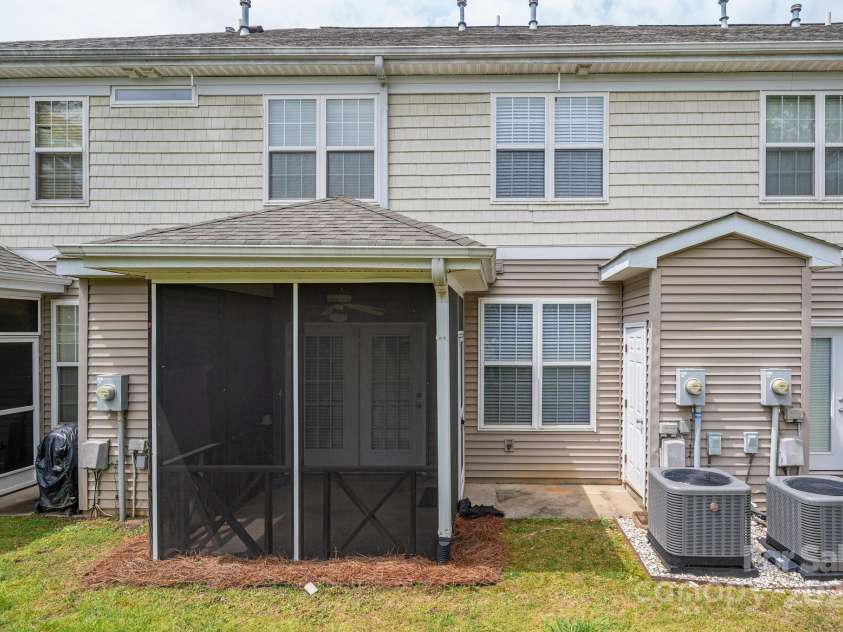 2388 Loch Stone Drive, Gastonia, NC 28054.  MLS# CAR4248464, YatesRealty ID 8396. 