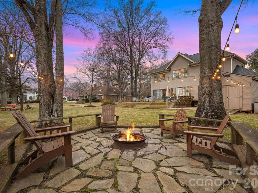 18019 Whispering Oaks Drive, Cornelius, NC 28031.  MLS# CAR4355958, YatesRealty ID 8397. Smores Anyone?