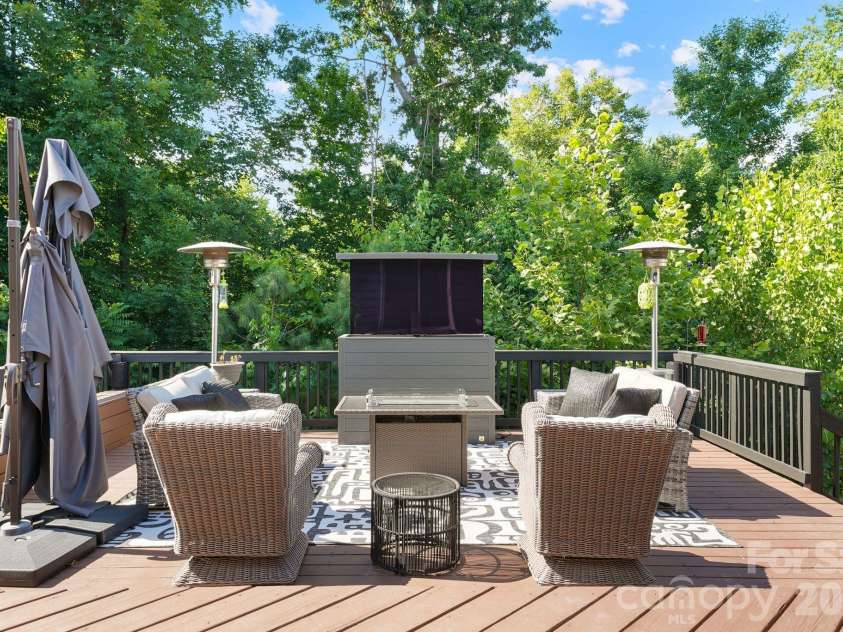 13231 Fiore Place, Huntersville, NC 28078.  MLS# CAR4394253, YatesRealty ID 8399. 
