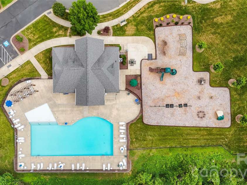 13231 Fiore Place, Huntersville, NC 28078.  MLS# CAR4394253, YatesRealty ID 8399. 