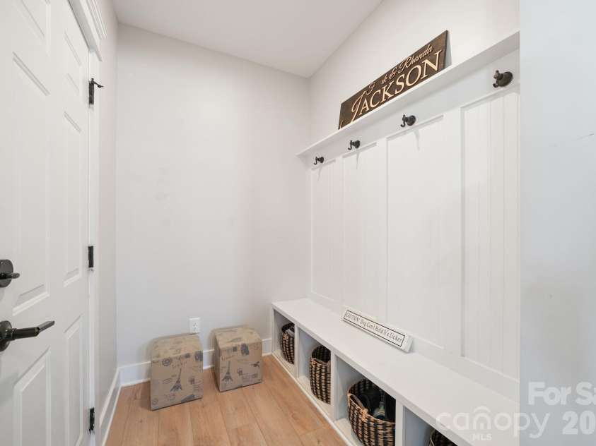 13231 Fiore Place, Huntersville, NC 28078.  MLS# CAR4394253, YatesRealty ID 8399. Main level drop zone