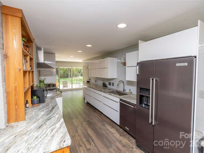 20115 Chapel Point Lane, Cornelius, NC 28031.  MLS# CAR4251816, YatesRealty ID 8399. 