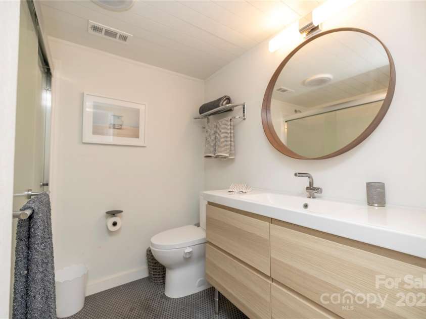 20115 Chapel Point Lane, Cornelius, NC 28031.  MLS# CAR4251816, YatesRealty ID 8399. 