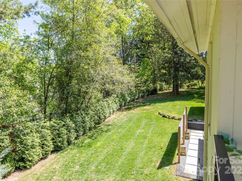 20115 Chapel Point Lane, Cornelius, NC 28031.  MLS# CAR4251816, YatesRealty ID 8399. 
