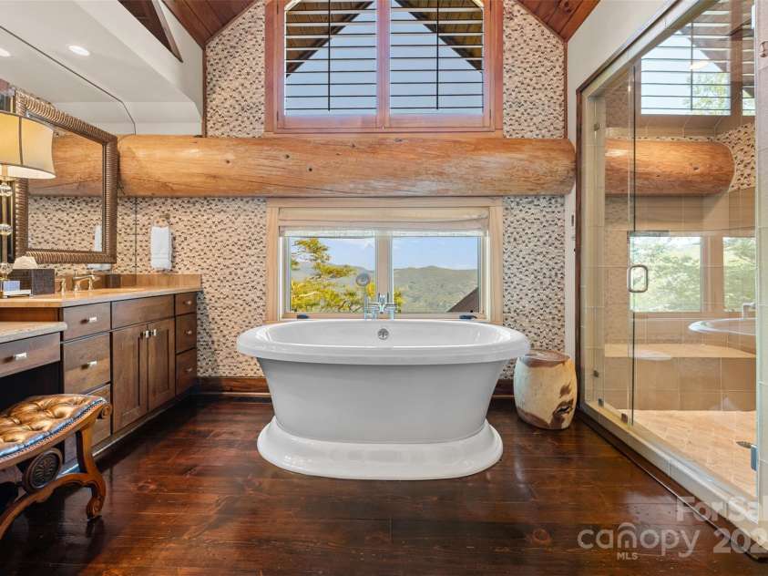 2910 Eagles Nest Trail, Banner Elk, NC 28604.  MLS# CAR4277103, YatesRealty ID 84. 