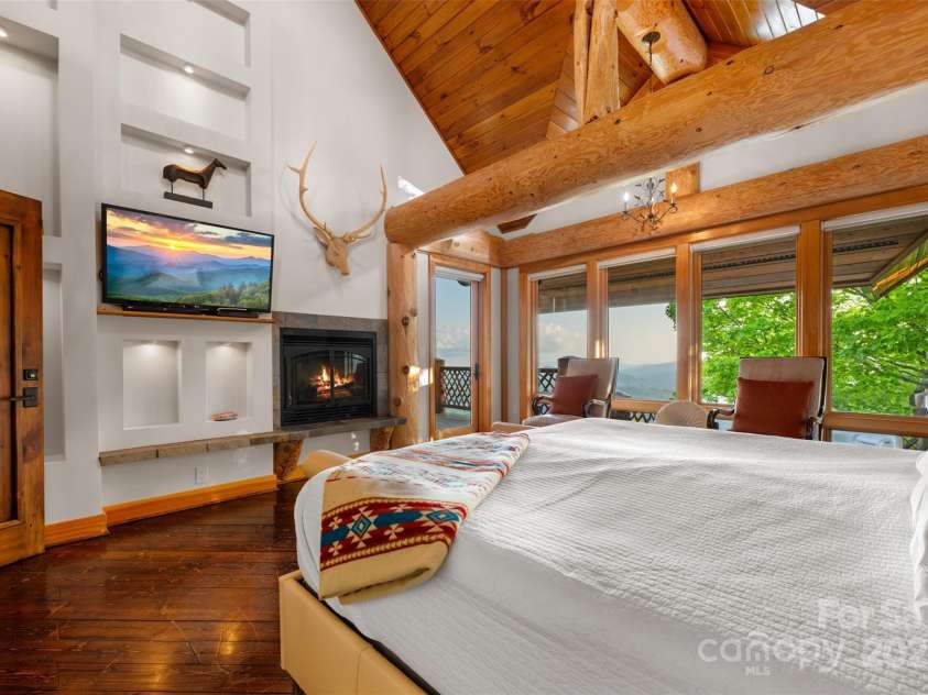 2910 Eagles Nest Trail, Banner Elk, NC 28604.  MLS# CAR4277103, YatesRealty ID 84. 