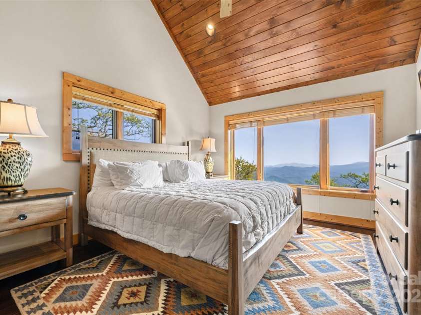 2910 Eagles Nest Trail, Banner Elk, NC 28604.  MLS# CAR4277103, YatesRealty ID 84. 