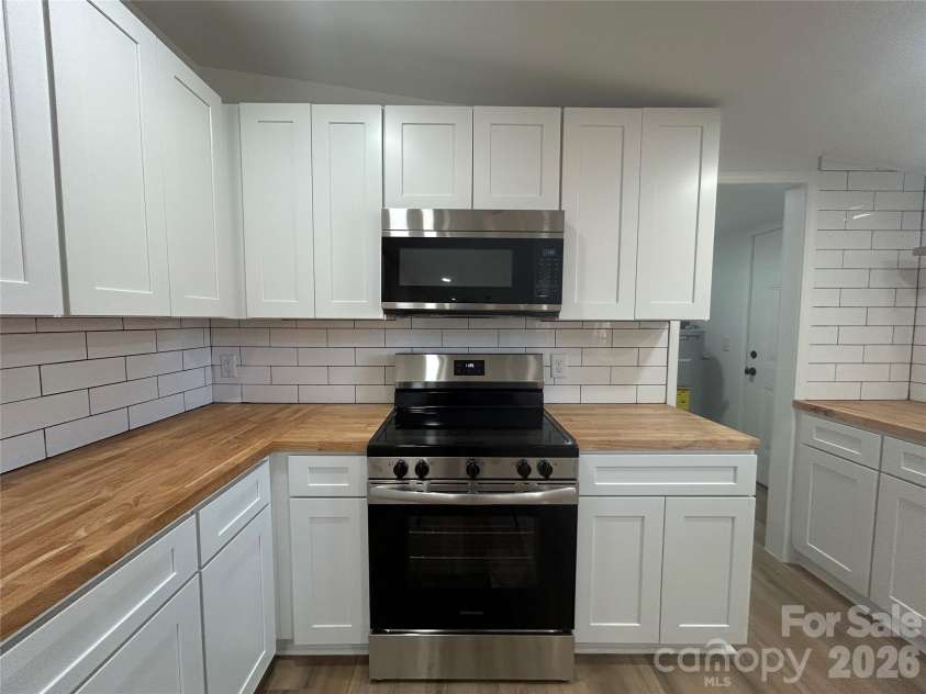 6205 Richburg Road, Great Falls, SC 29055.  MLS# CAR4337918, YatesRealty ID 8400. 