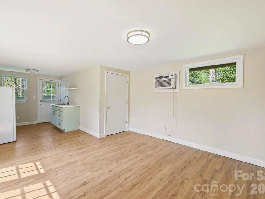 5447 Alpine Lane, Charlotte, NC 28269.  MLS# CAR4353524, YatesRealty ID 8401. 