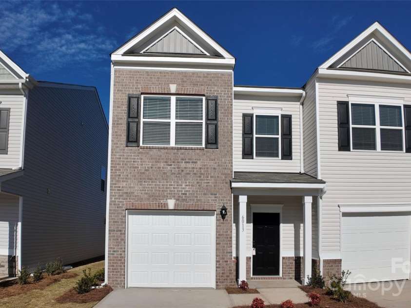 6013 Jasmine Branch Road, Charlotte, NC 28216.  MLS# CAR4266477, YatesRealty ID 8401. Suwanee B Exterior