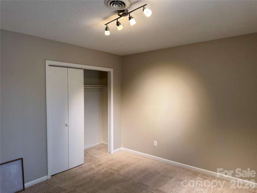 110 Ashleigh Court, Fort Mill, SC 29715.  MLS# CAR4363123, YatesRealty ID 8402. 