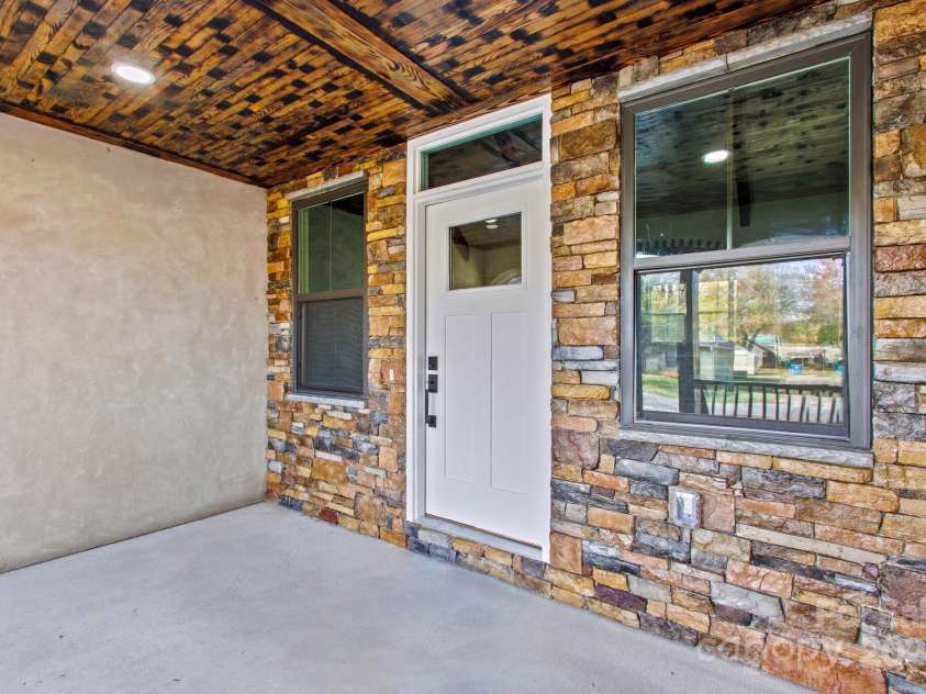 523 Carolina Boulevard, Salisbury, NC 28146.  MLS# CAR4199566, YatesRealty ID 8402. 