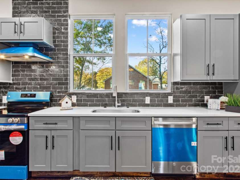 523 Carolina Boulevard, Salisbury, NC 28146.  MLS# CAR4199566, YatesRealty ID 8402. 