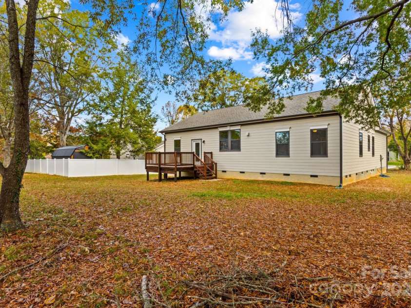 523 Carolina Boulevard, Salisbury, NC 28146.  MLS# CAR4199566, YatesRealty ID 8402. 