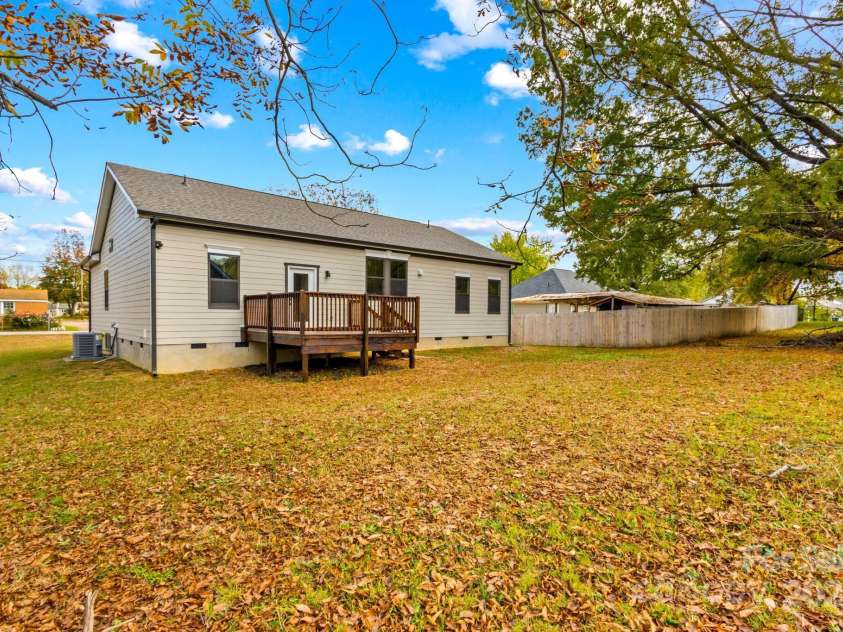 523 Carolina Boulevard, Salisbury, NC 28146.  MLS# CAR4199566, YatesRealty ID 8402. 