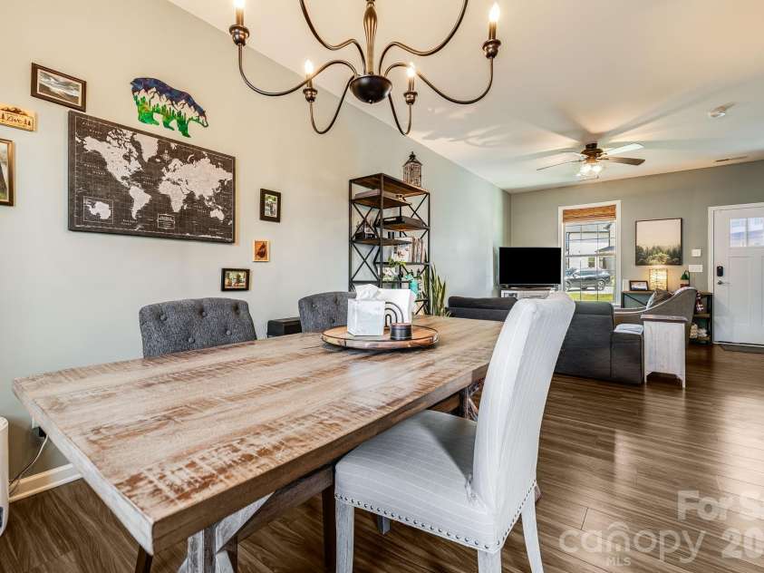 486 Cardwell Lane, Fletcher, NC 28732.  MLS# CAR4360446, YatesRealty ID 8403. 